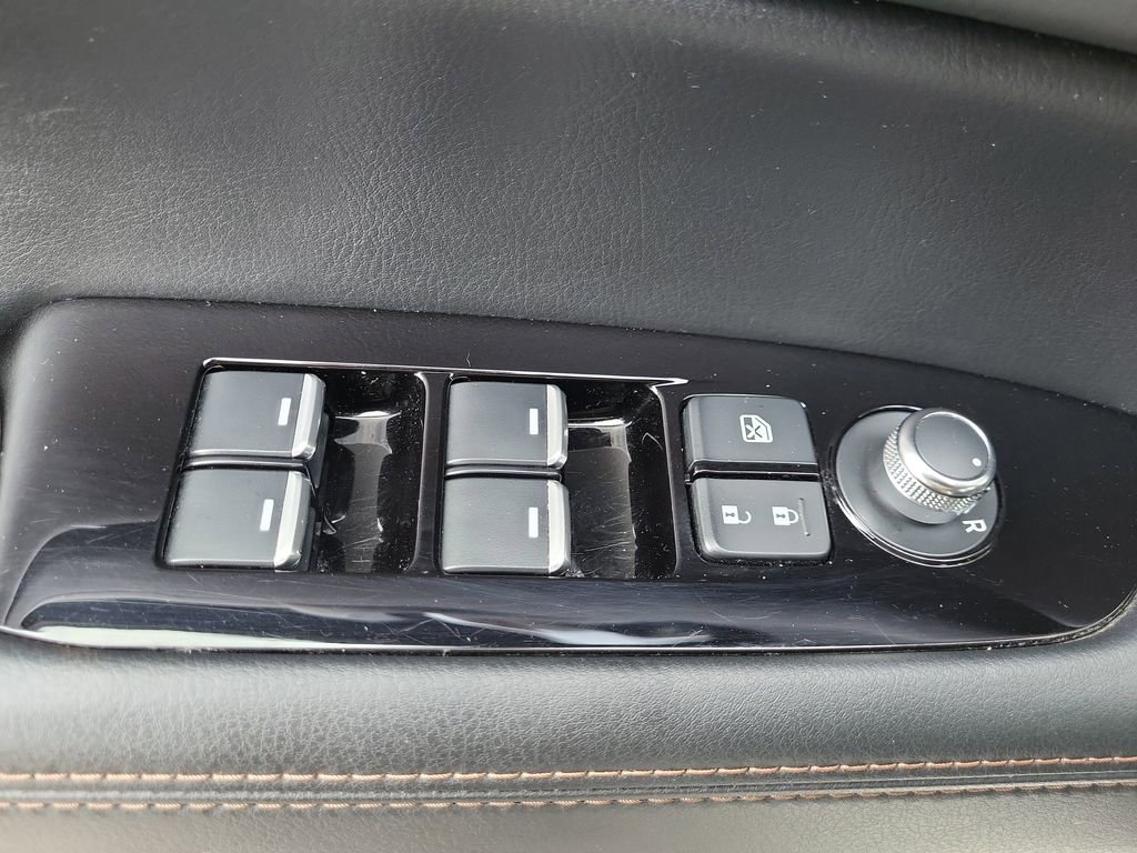 Used 2023 MAZDA CX-5 AWD 2.5 S w/ Premium Package image 11