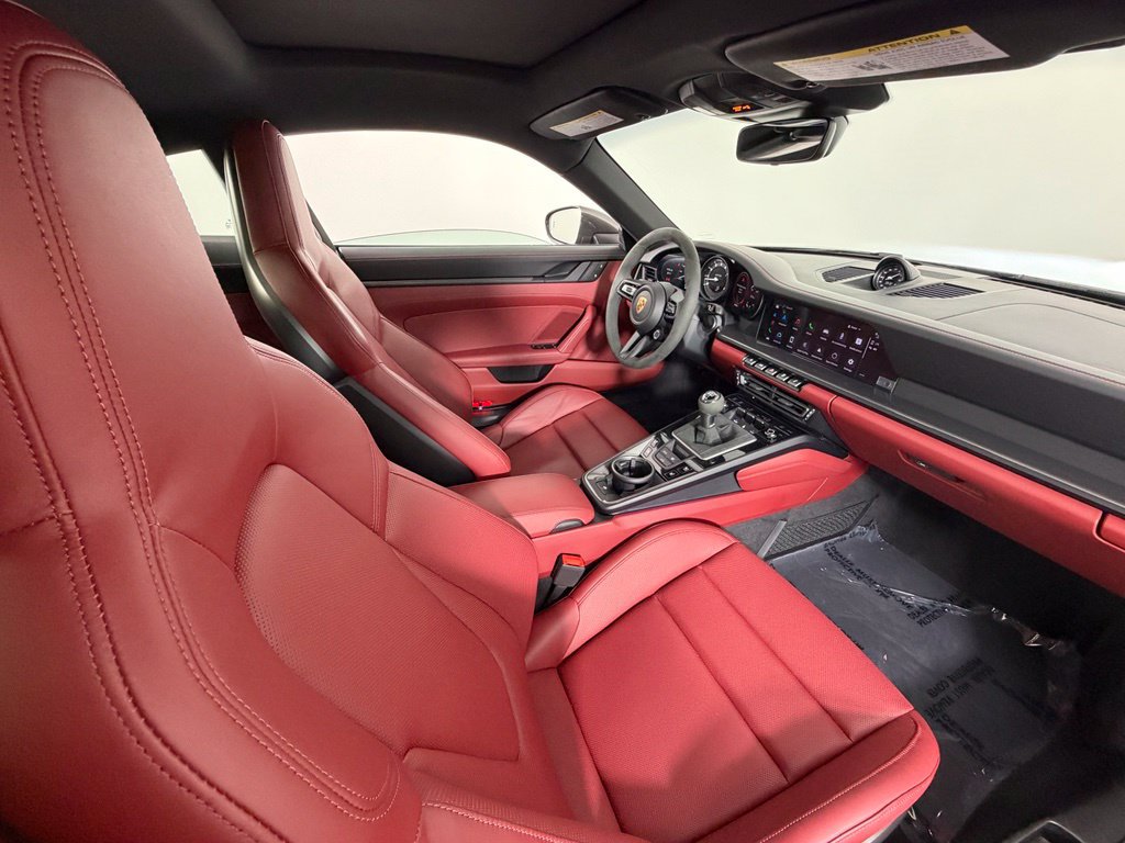 Certified 2024 Porsche 911 Carrera GTS RWD image 40