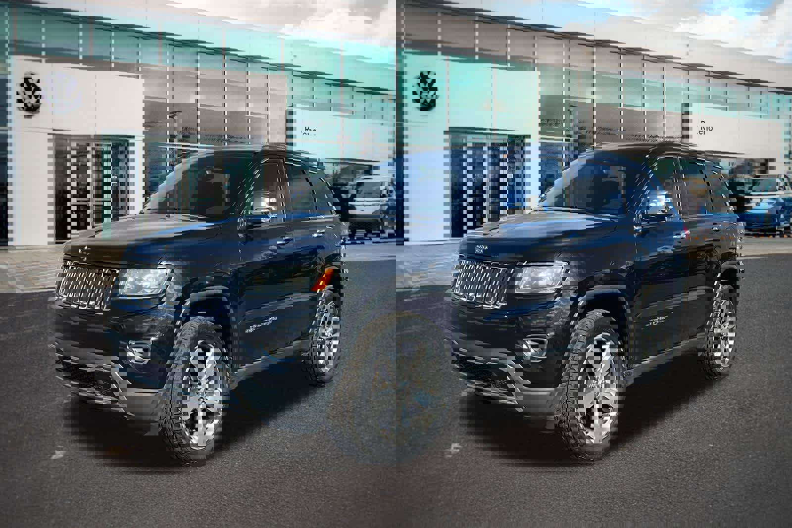 Used 2016 Jeep Grand Cherokee Limited image 1