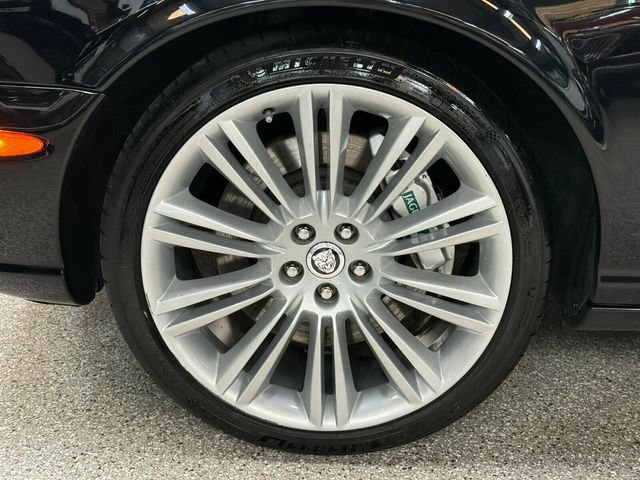 Used 2005 Jaguar XJ8 RWD image 39