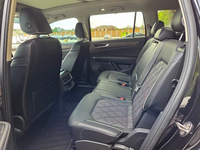 Used 2024 Volkswagen Atlas SEL Premium R-Line image 7