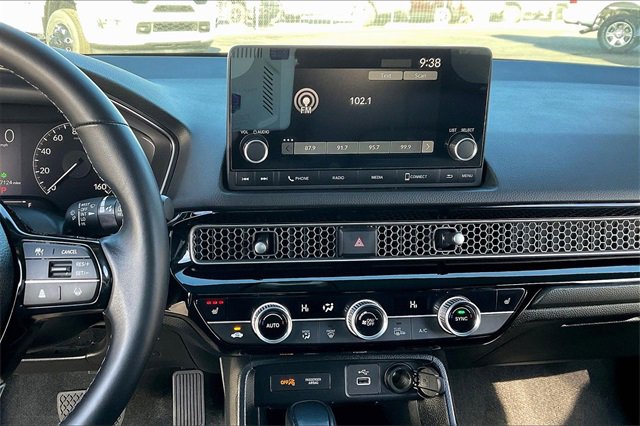 Used 2024 Honda Civic EX-L image 6