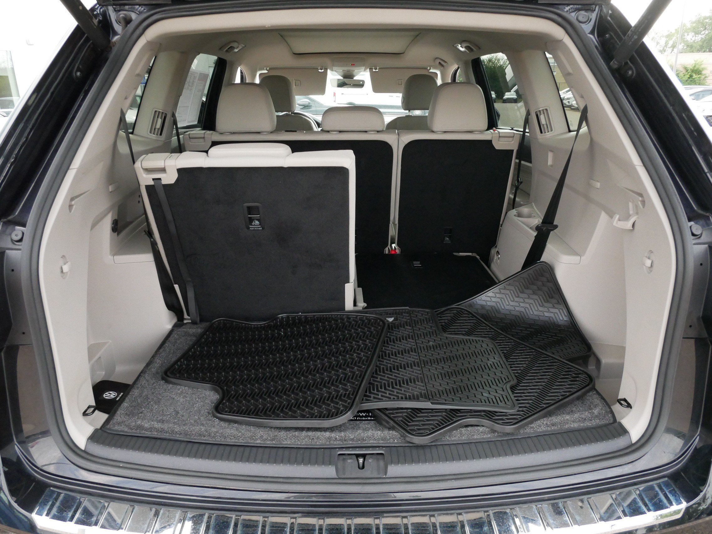 Used 2023 Volkswagen Atlas SEL Premium AWD/4WD image 18