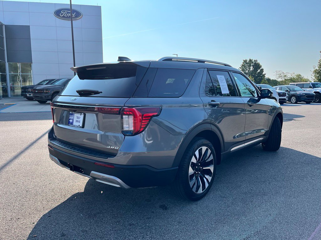 Used 2025 Ford Explorer Platinum w/ LUX Leather Package AWD/4WD image 6
