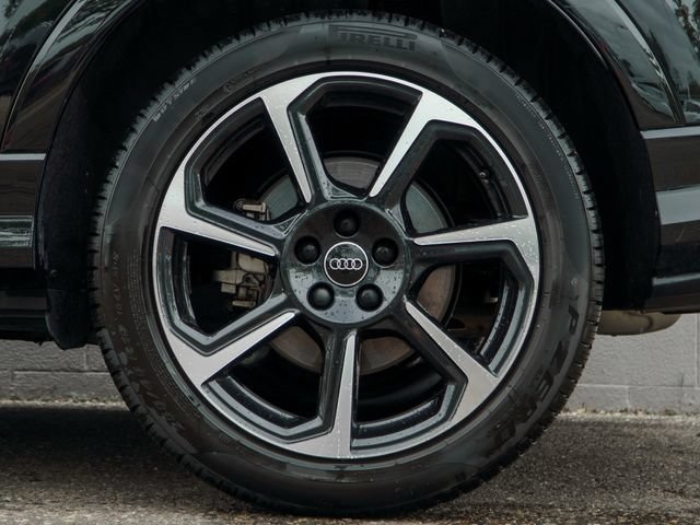 Used 2025 Audi Q3 2.0T Premium Plus w/ Premium Plus Package AWD/4WD image 13