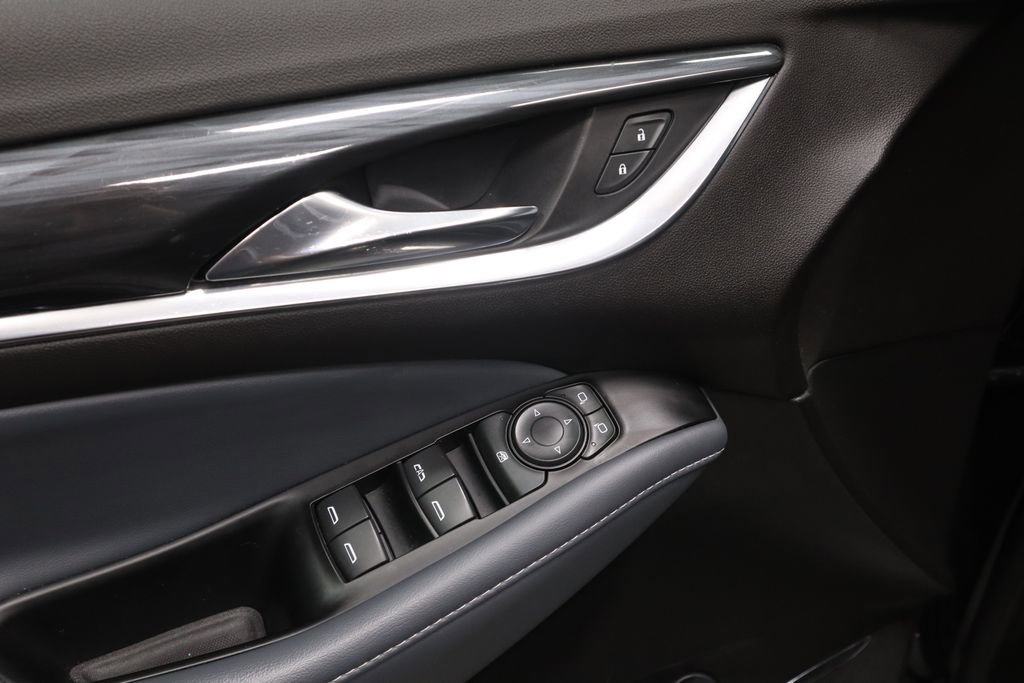 Used 2023 Buick Enclave Essence w/ Sport Touring Edition image 23