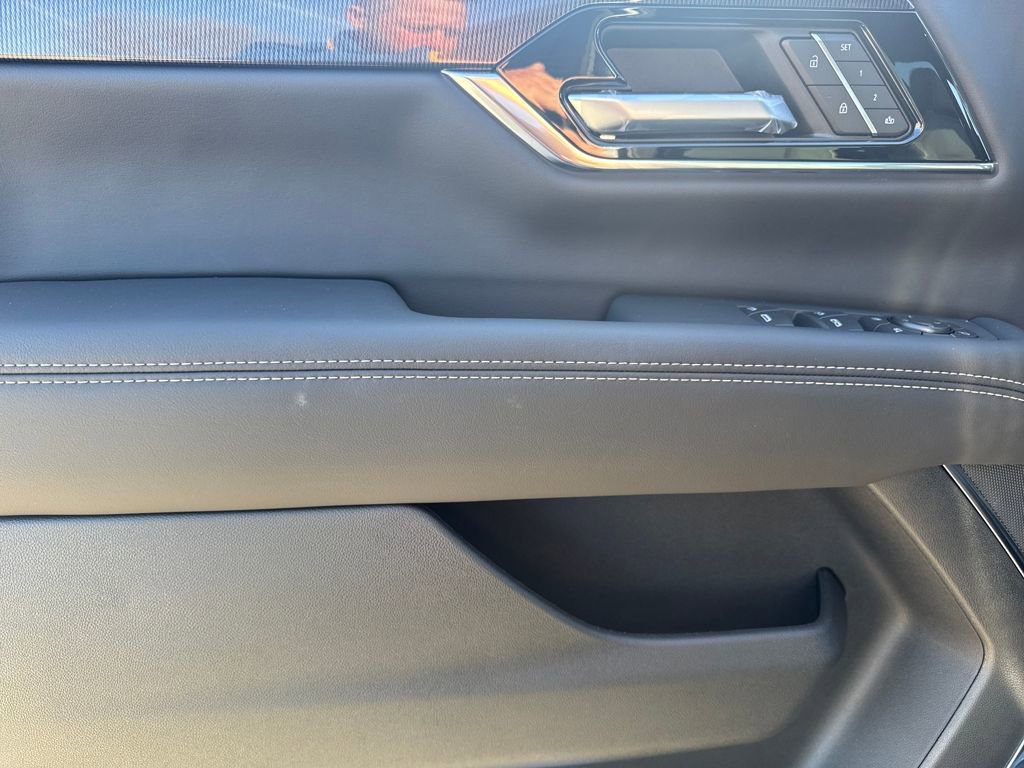 New 2026 GMC Yukon XL Elevation AWD/4WD image 22