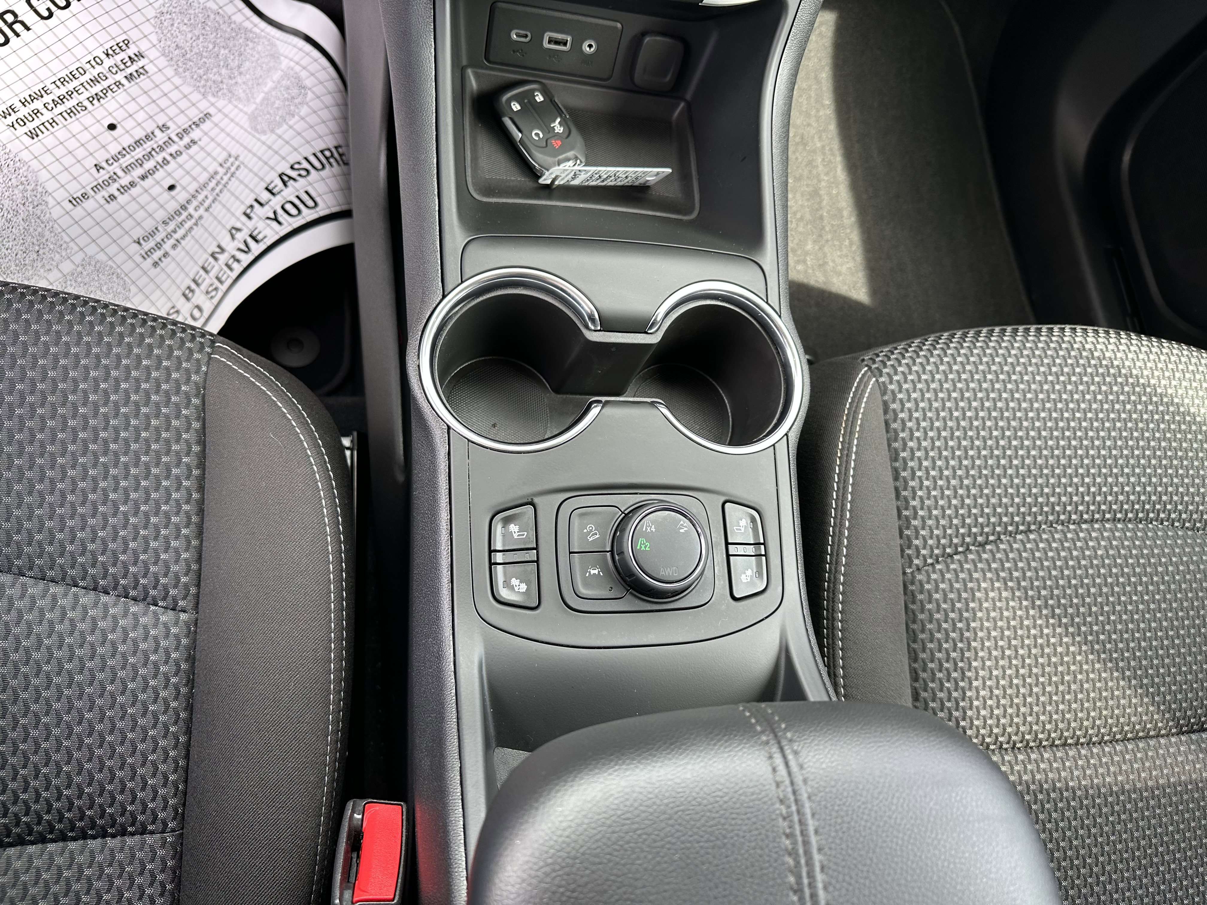 Used 2023 GMC Terrain SLE w/ Driver Convenience Package image 21
