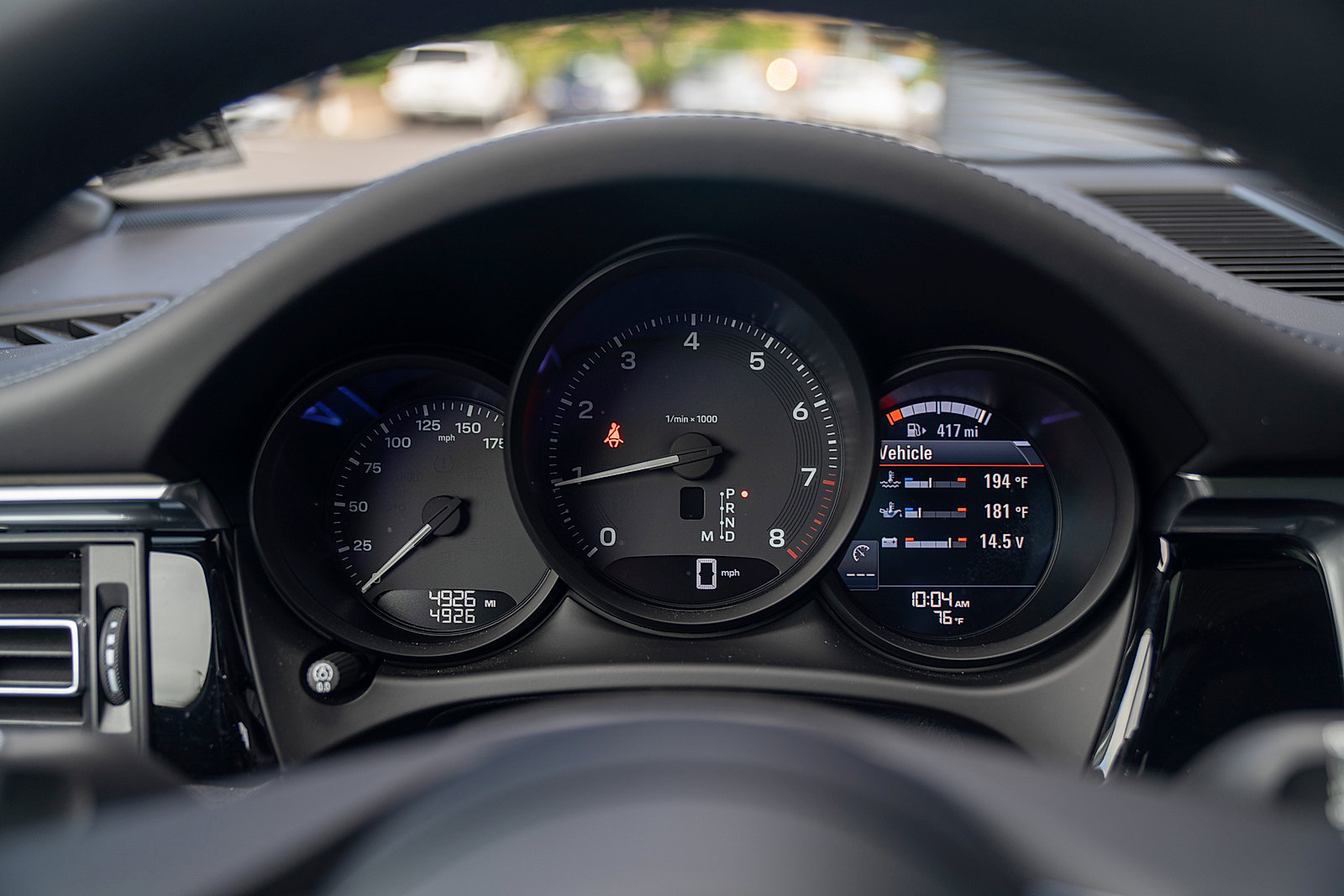 Certified 2025 Porsche Macan AWD/4WD image 9