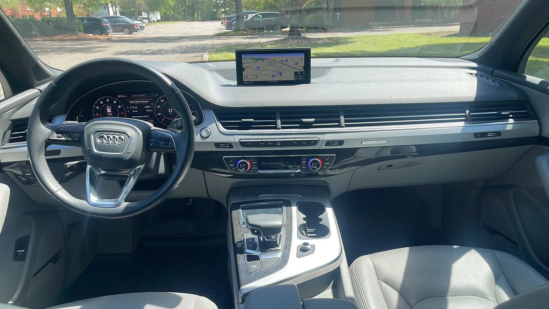 Used 2018 Audi Q7 2.0T Premium Plus AWD/4WD image 16