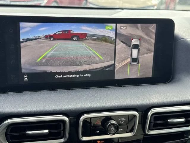 Used 2026 Nissan Sentra SV FWD image 37