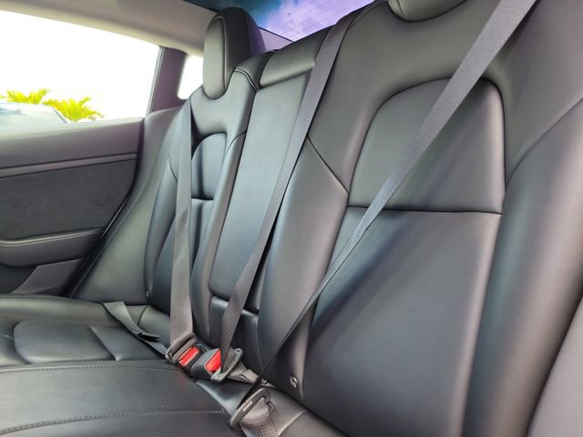Used 2022 Tesla Model 3 Performance image 8