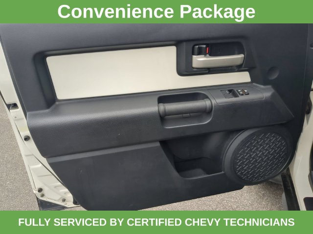 Used 2014 Toyota FJ Cruiser 4WD w/ Upgrade Package image 19