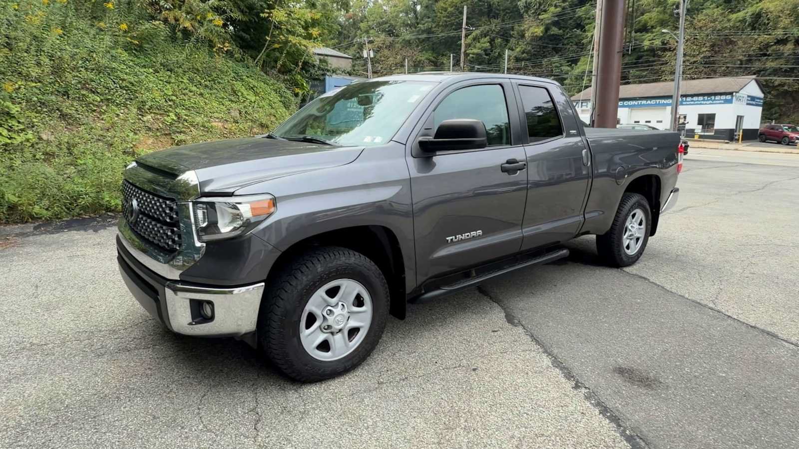 Used 2019 Toyota Tundra SR5 AWD/4WD image 4
