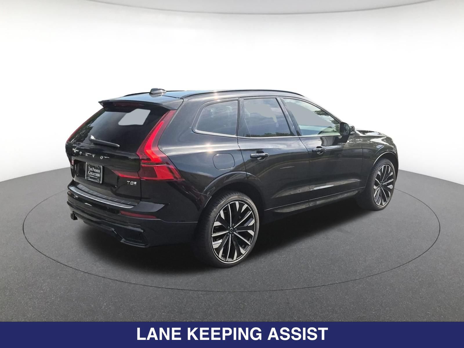 New 2026 Volvo XC60 T8 Ultra w/ Protection Package Premier AWD/4WD image 6