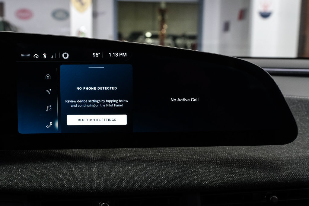 Used 2025 Lucid Air Touring AWD/4WD image 34