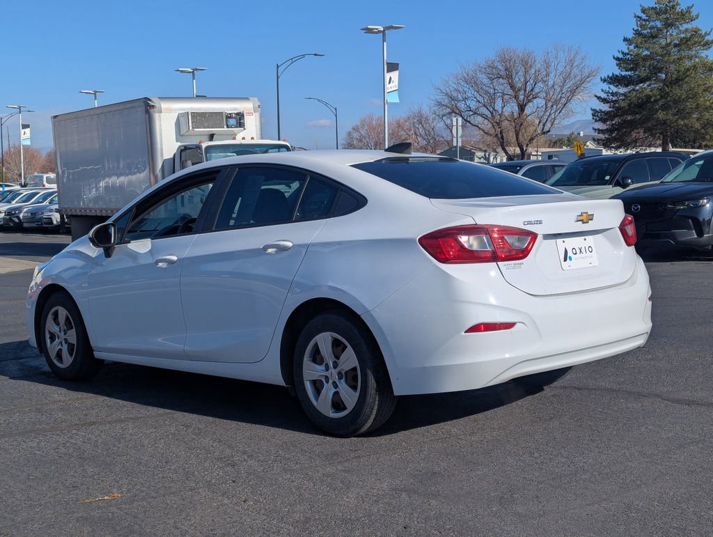 Used 2018 Chevrolet Cruze LS FWD image 7