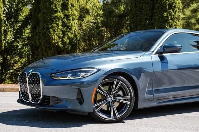 Used 2024 BMW 430i Coupe w/ Convenience Package RWD image 3