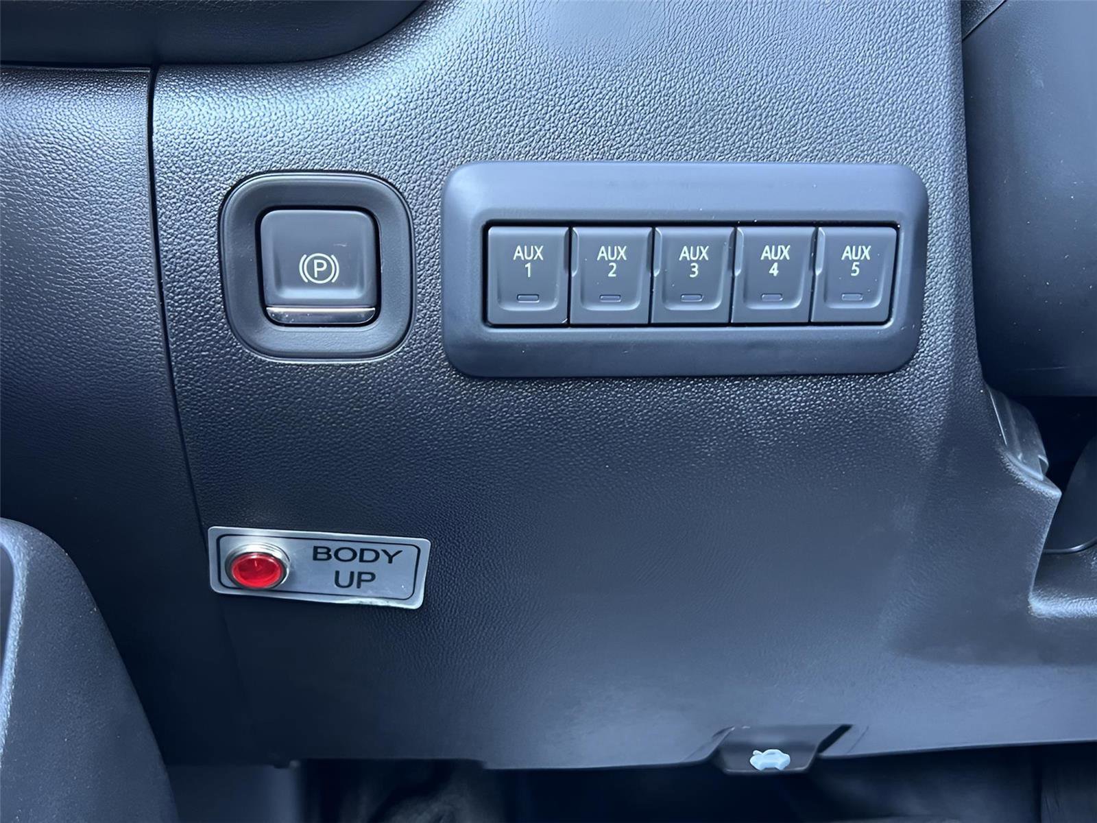 New 2025 GMC Sierra 3500 Pro w/ Convenience Package image 21