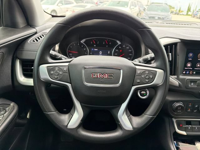 Used 2022 GMC Terrain SLE w/ Driver Convenience Package FWD image 10