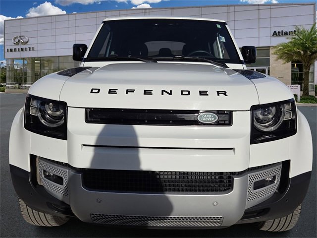 Used 2025 Land Rover Defender 110 S image 3