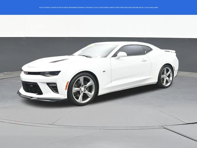 Used 2017 Chevrolet Camaro SS RWD image 4