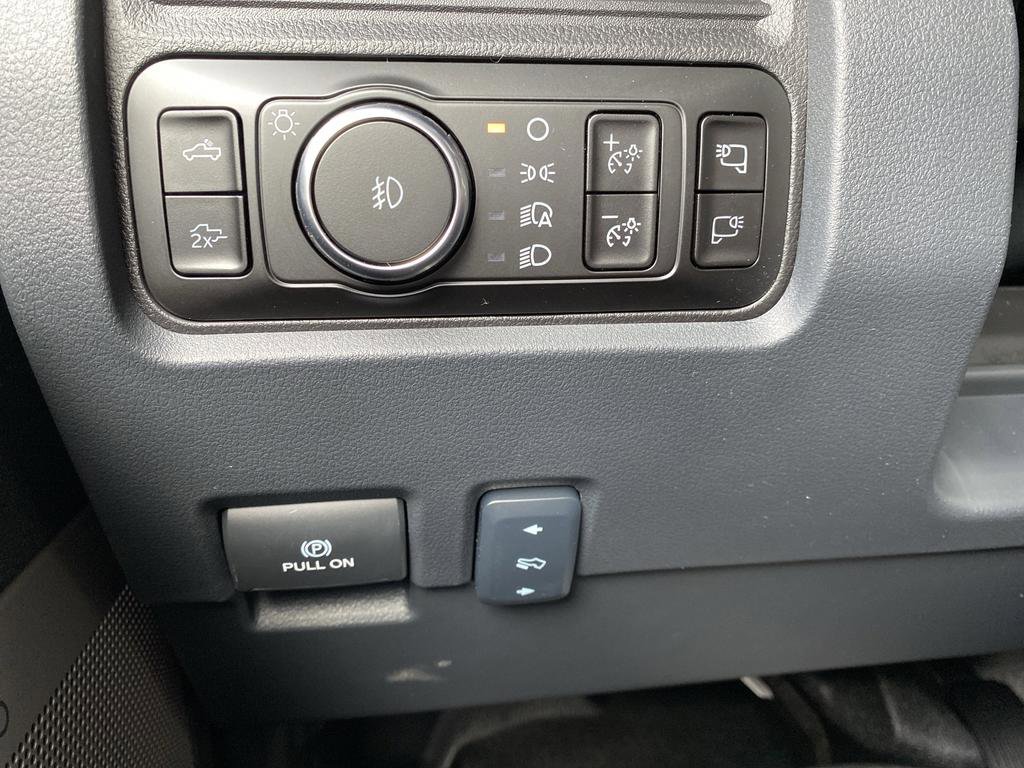 New 2026 Ford F250 Lariat w/ FX4 Off-Road Package image 31