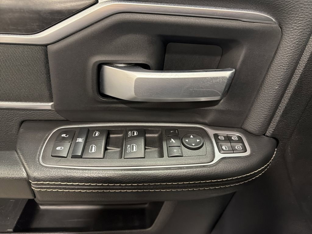 Used 2024 RAM 2500 Big Horn AWD/4WD image 14