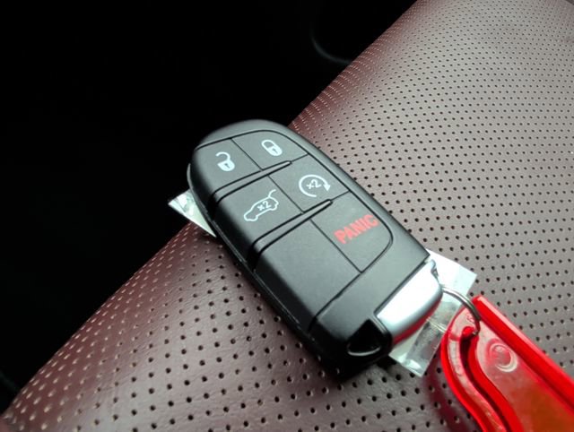 Used 2025 Dodge Durango R/T AWD/4WD image 37