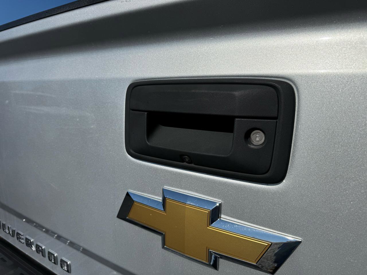 Used 2018 Chevrolet Silverado 1500 LT w/ All Star Edition image 8