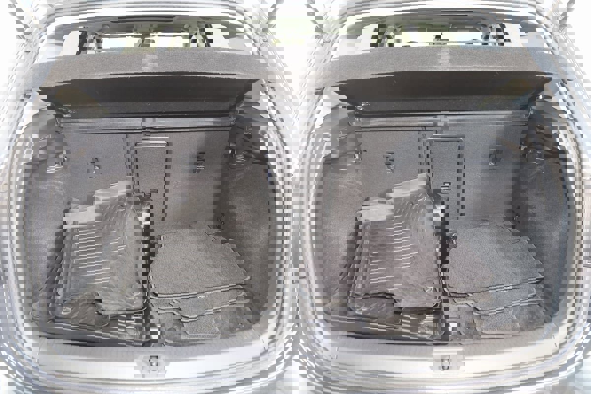 Used 2017 Volkswagen Golf Wolfsburg Edition image 46