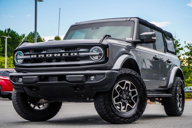 Used 2023 Ford Bronco Outer Banks AWD/4WD image 1