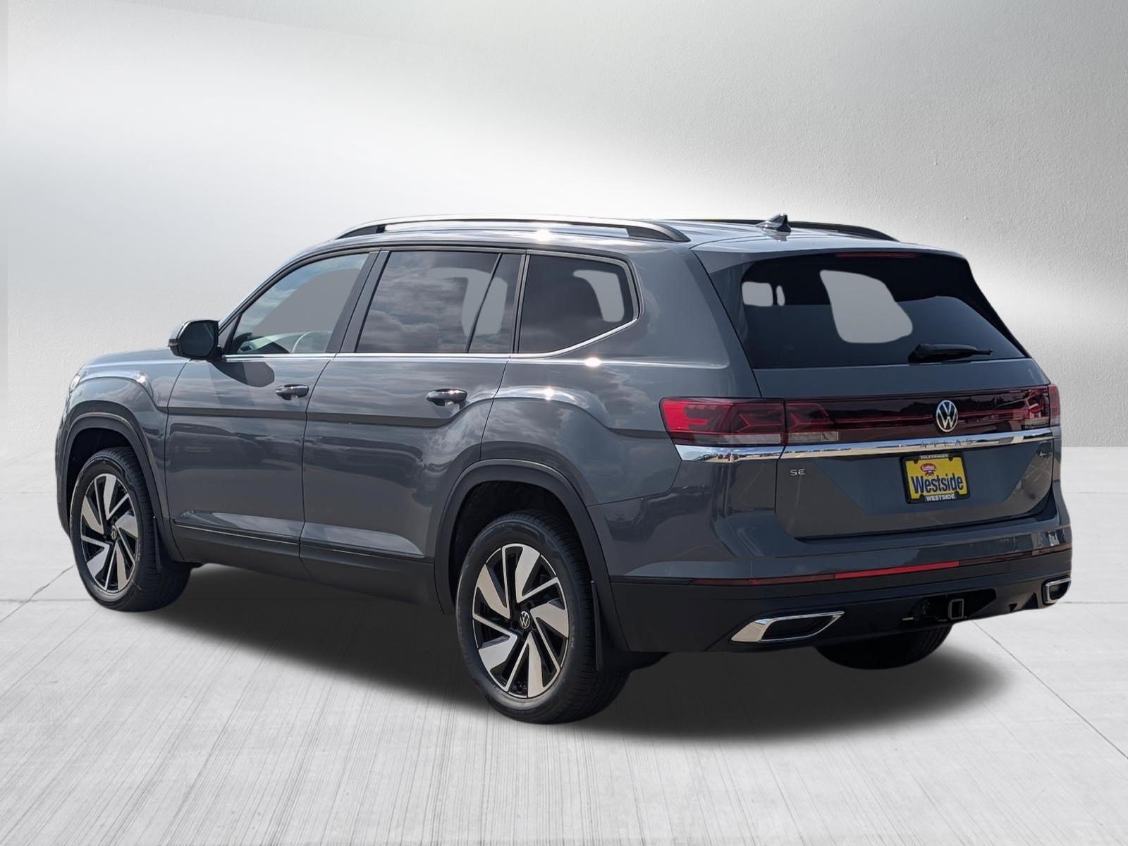 New 2026 Volkswagen Atlas SE AWD/4WD image 2