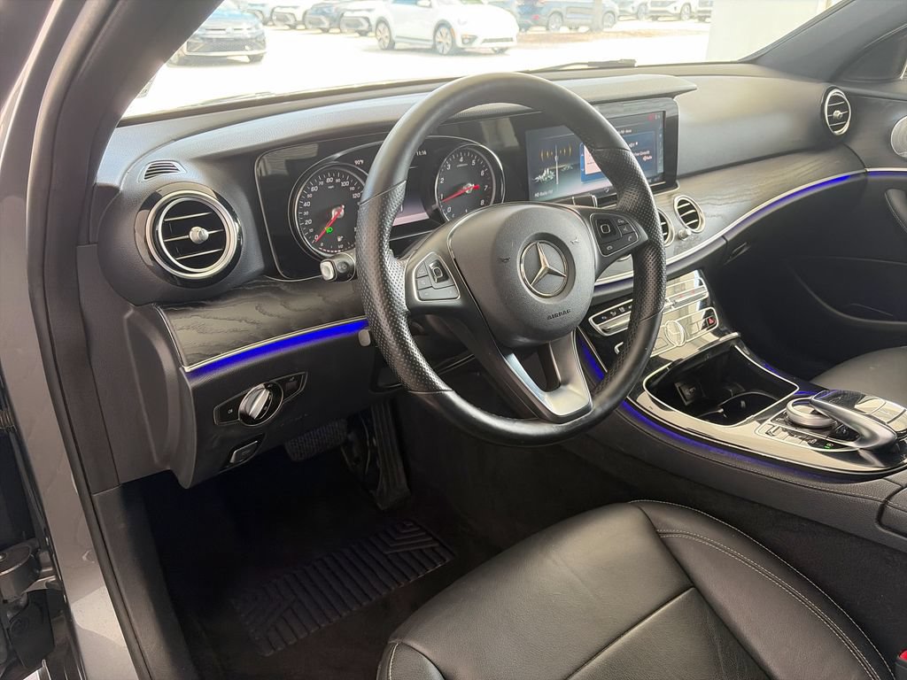 Used 2017 Mercedes-Benz E 300 4MATIC image 15