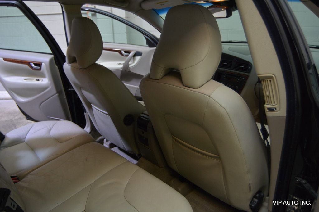 Used 2007 Volvo V70 2.4 FWD image 20