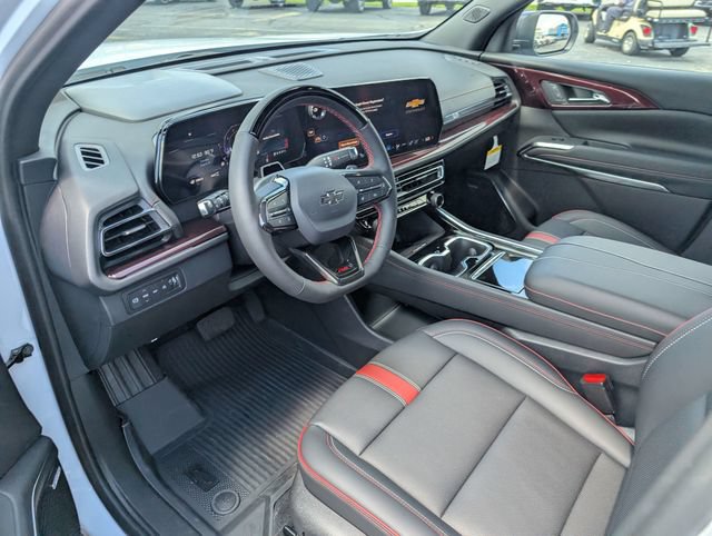 New 2027 Chevrolet Traverse RS w/ LPO, Floor Liner Package AWD/4WD image 16