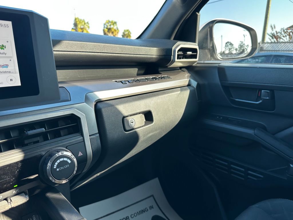 Used 2025 Toyota Tacoma SR5 image 56