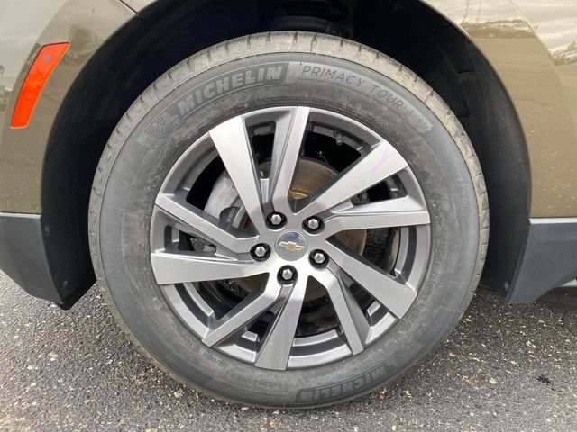 Certified 2024 Chevrolet Equinox LT w/ LPO, Floor Liner Package FWD image 23
