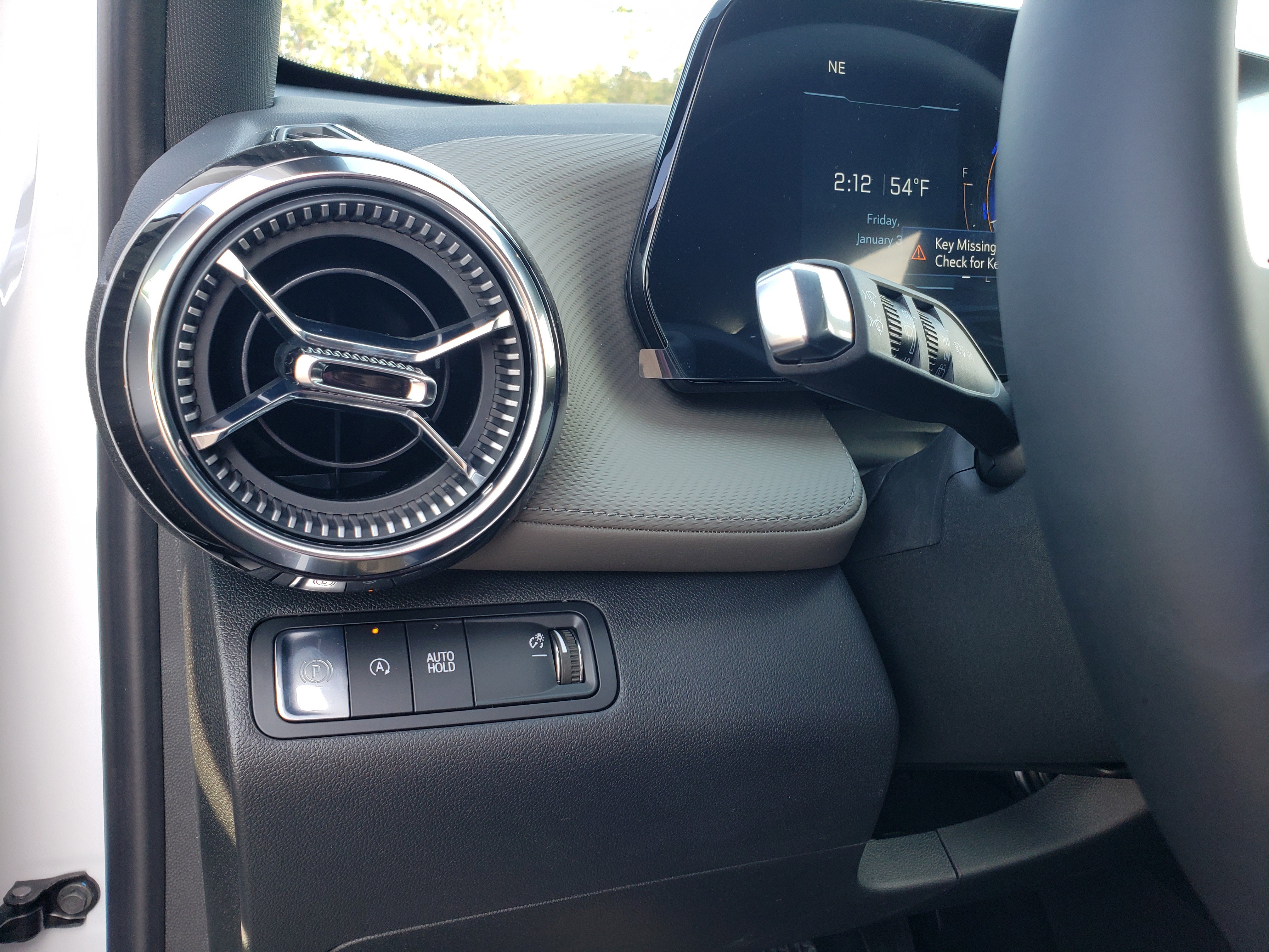 New 2026 Chevrolet Equinox LT w/ Convenience Package II image 14