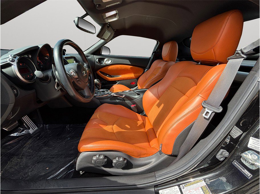 Used 2013 Nissan 370Z Touring w/ Sport Pkg image 2