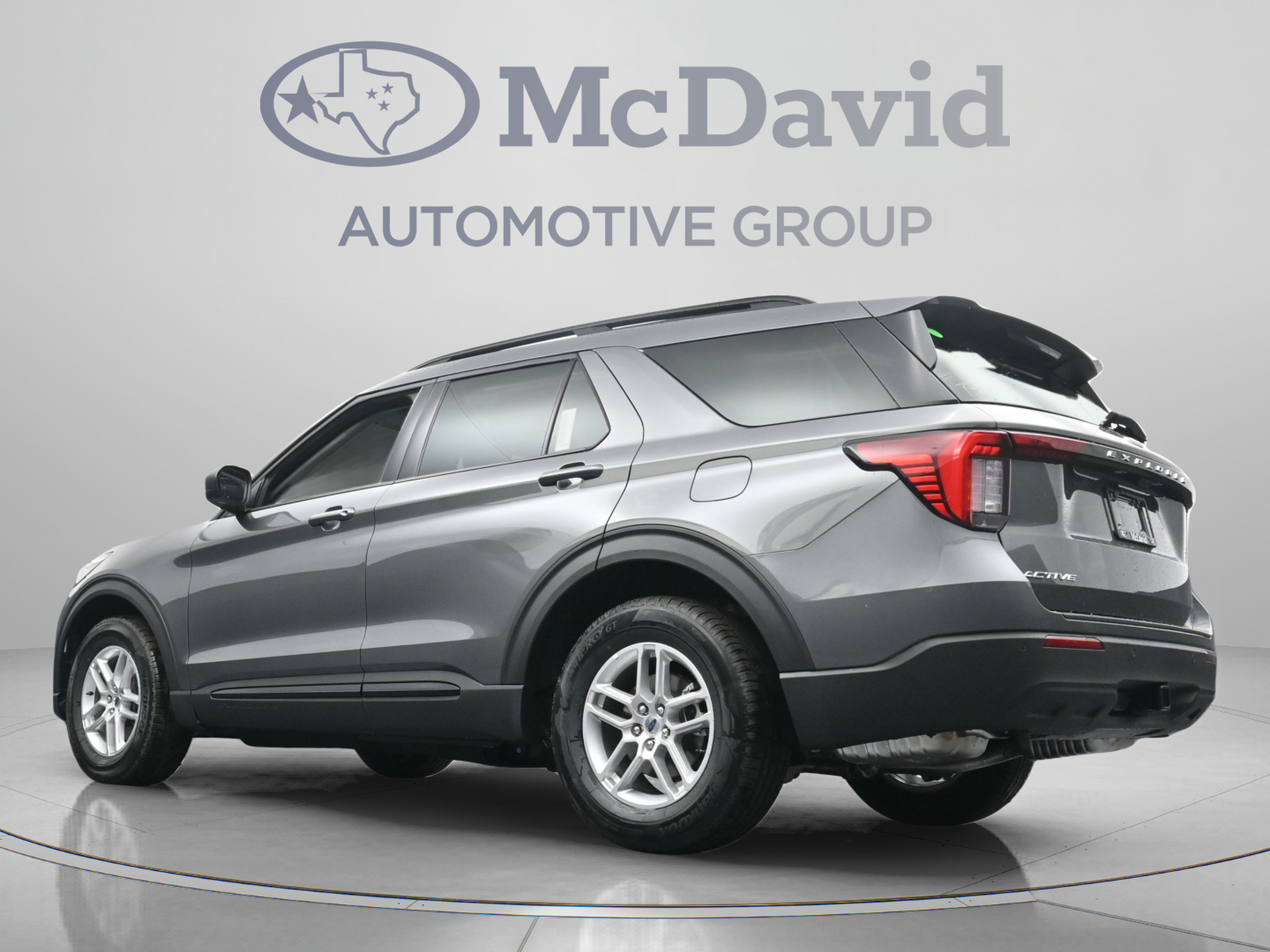 New 2026 Ford Explorer Active RWD image 14