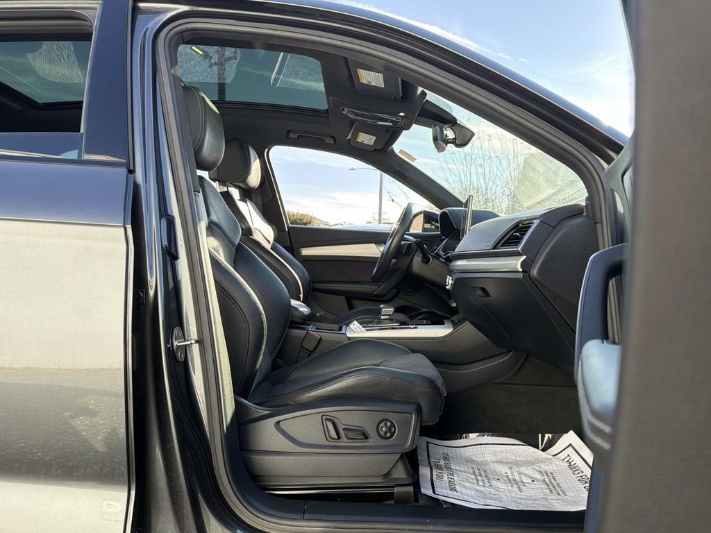 Used 2021 Audi SQ5 Premium Plus w/ Premium Plus Package image 11