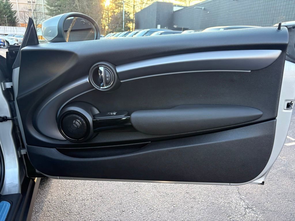 Used 2024 MINI Cooper SE image 26