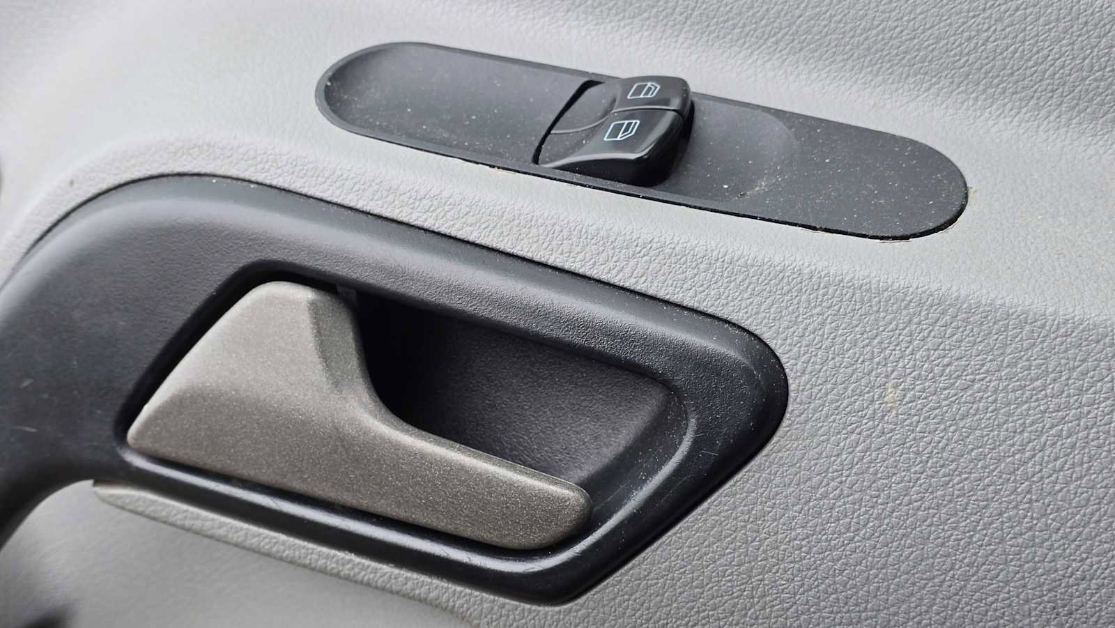 Used 2018 Mercedes-Benz Sprinter 2500 image 20