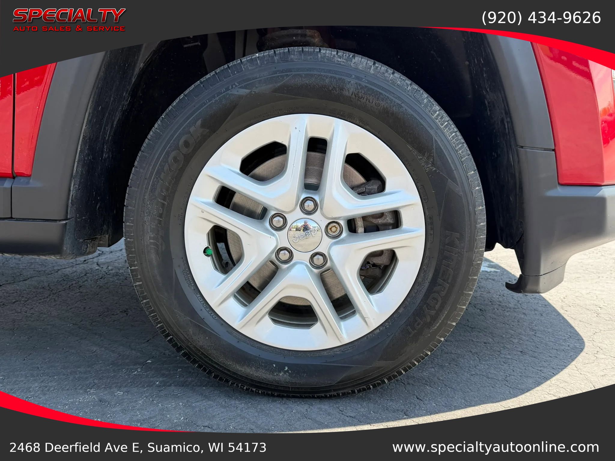 Used 2018 Jeep Compass Sport w/ Cold Weather Group AWD/4WD image 40