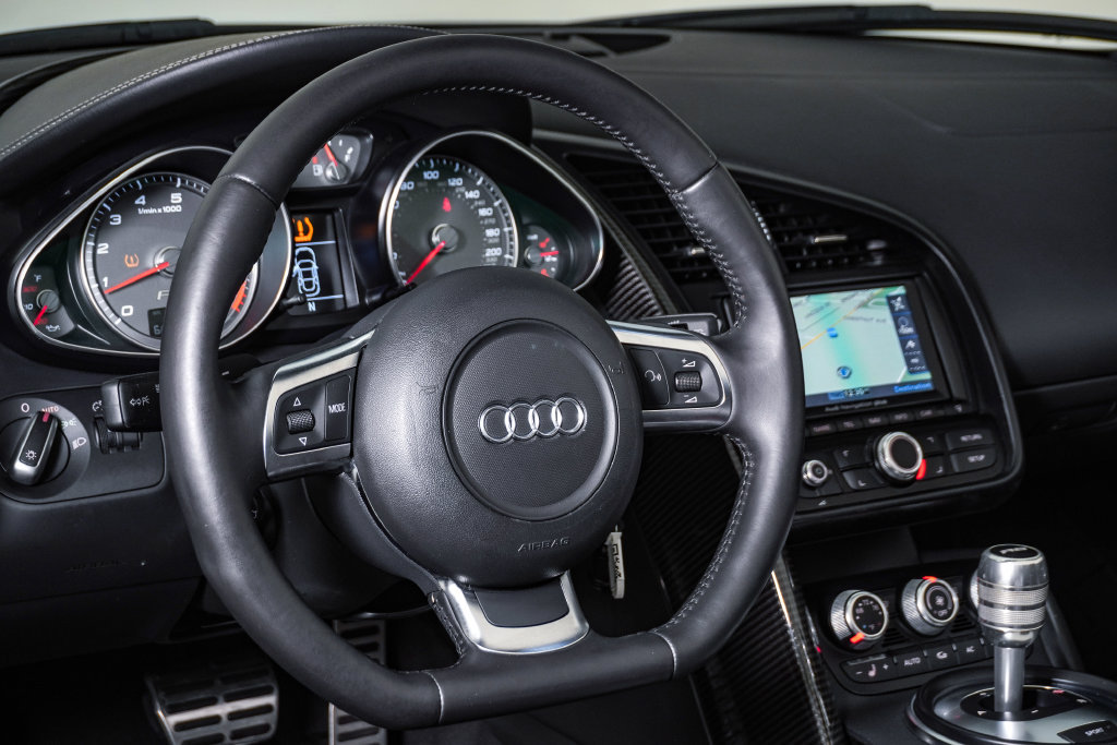 Used 2012 Audi R8 V8 AWD/4WD image 23