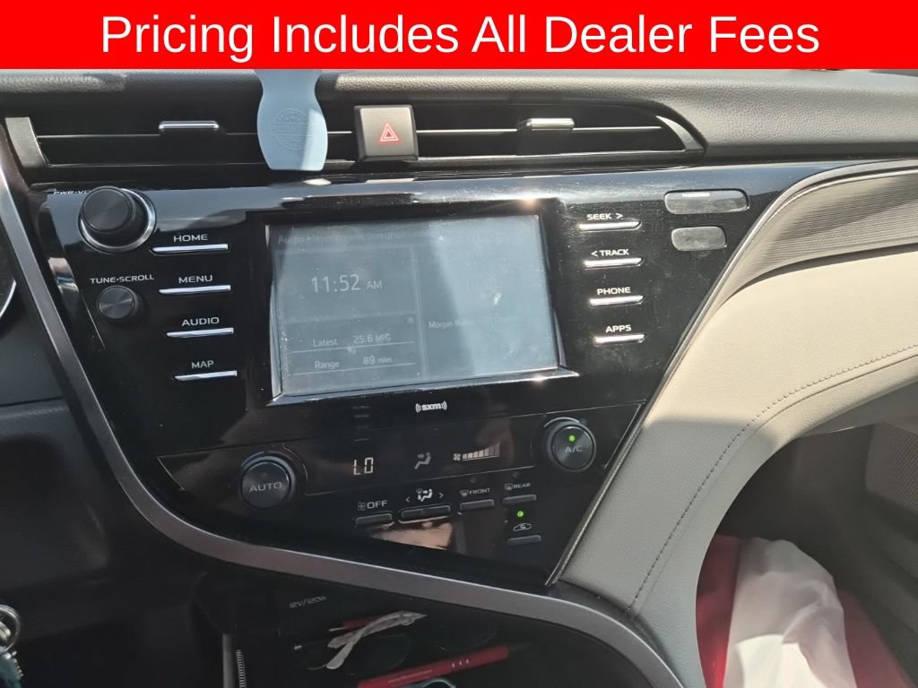 Used 2020 Toyota Camry SE FWD image 7