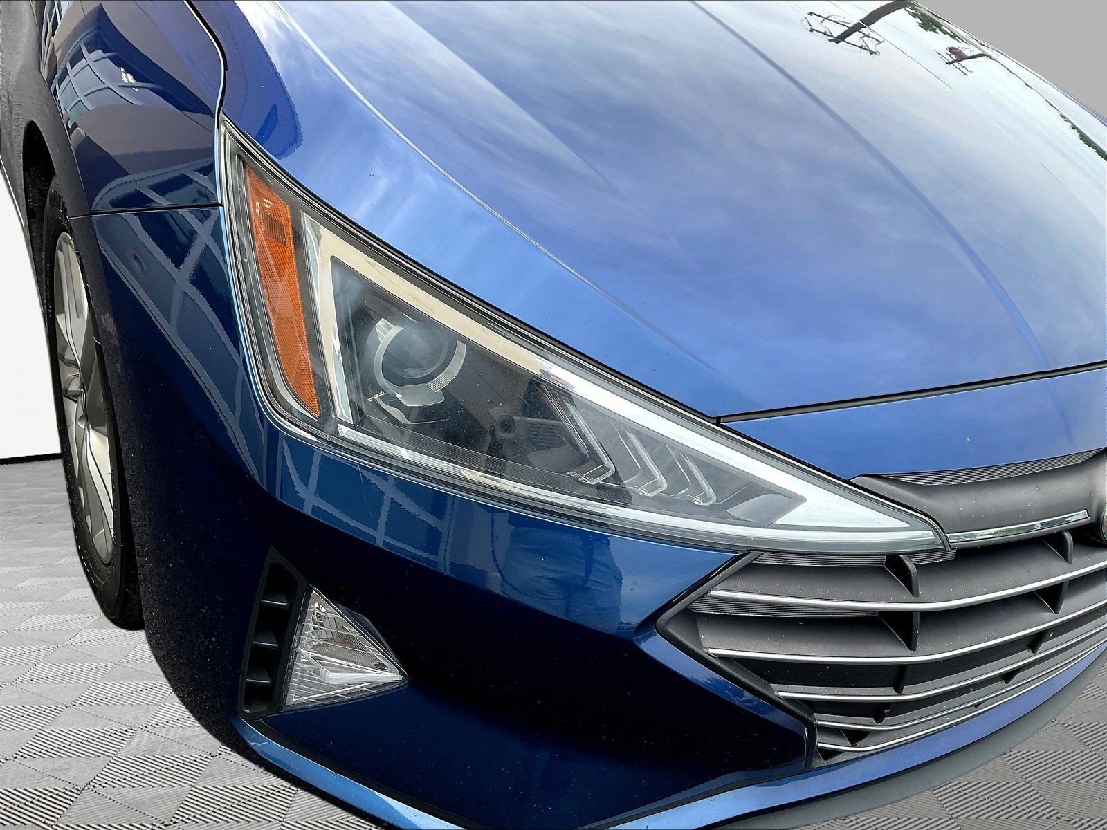Used 2019 Hyundai Elantra SEL FWD image 30