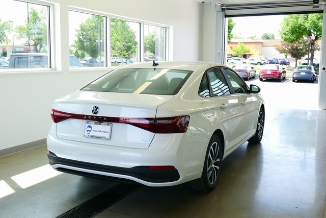 New 2025 Volkswagen Jetta SE image 6