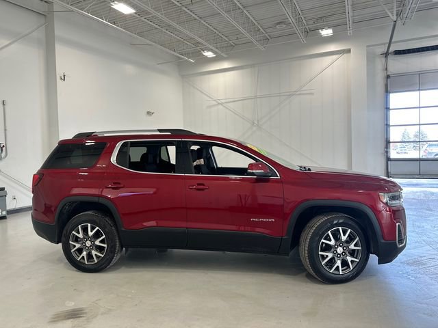 Used 2023 GMC Acadia SLE w/ Driver Convenience Package image 8